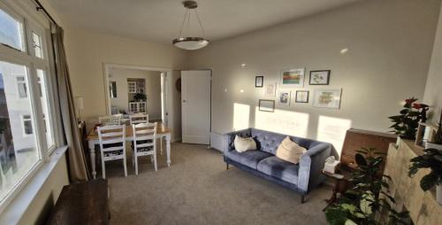 Wellington House | Best room near the stadium, train station, & parliament precinct
