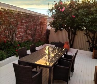 Blenheim House | Two Totara Townhouse 3 Bedroom