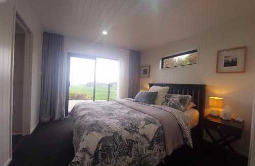 Onewhero Villa | Onewhero Country Cabin
