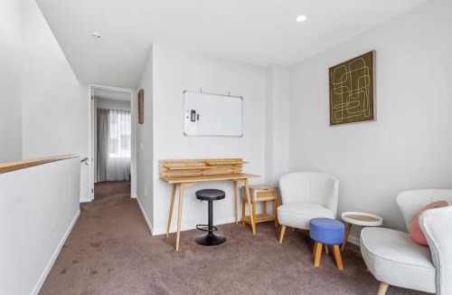 Auckland Central Business District House | QV Stays Modern Spacious Multi-Level Townhouse