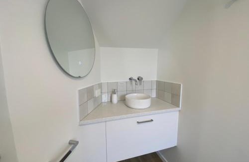 Oneroa Ski Chalet | Oneroa Chalet