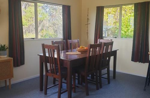 Ngataki House | Tealuca Holiday Home