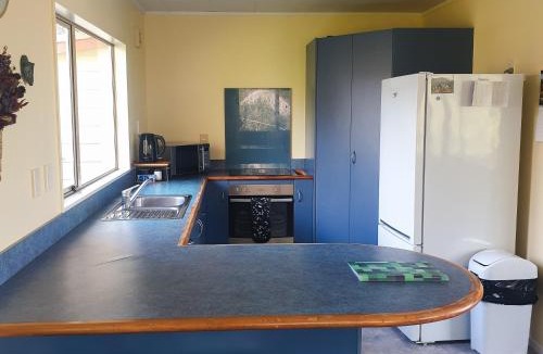 Ngataki House | Tealuca Holiday Home