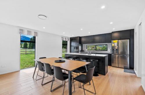 Hanmer Springs House | 10 William Jones Place