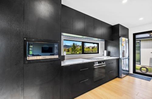 Hanmer Springs House | 10 William Jones Place