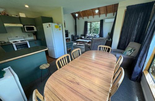 Hanmer Springs House | 18c Scarborough Tce