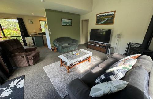 Hanmer Springs House | 18c Scarborough Tce