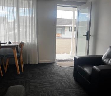 Invercargill Hotel | ASURE Surrey Court Motel Invercargill