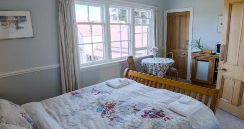 Duvauchelle Bed & Breakfast | Twin Gullies