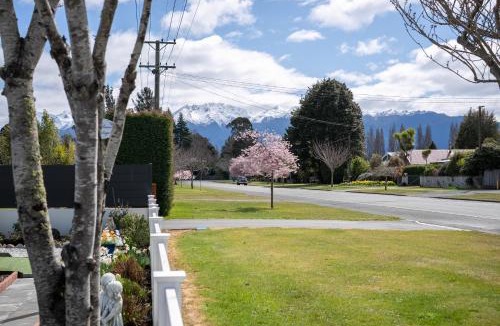 Te Anau Apartment | The Mayflower Cottage