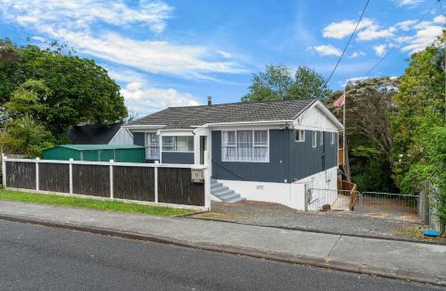 Snells Beach House | Amanda Lane - Snells Beach Holiday Home