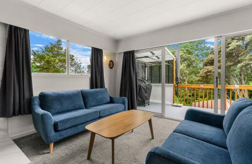 Snells Beach House | Amanda Lane - Snells Beach Holiday Home