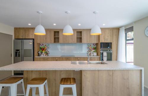 Whanganui House | Architectural Retreat in Prestigious Whanganui