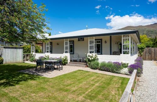 Wanaka House | McDougall Cottage