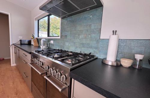 Whangamata House | Sunny Shores, Serene Spaces in this Whangamatā retreat