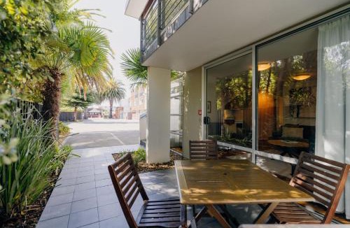 Sumner Hotel | Sumner Bay Motel