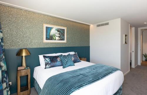 Oamaru Cabin | Tirohanga Nui