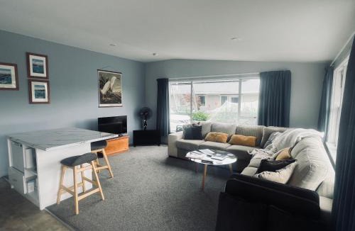 South Bay Apartment | South Bay Rest