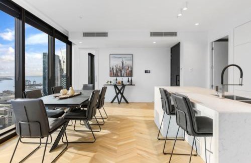Auckland Central Business District Apartment | Luxury 2BR Apartment on Albert