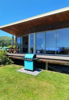 Tata Beach House | Cedar Cottage