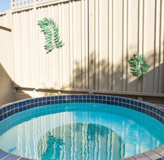 Tauranga South Hotel | Bennetts Thermal Motor Inn