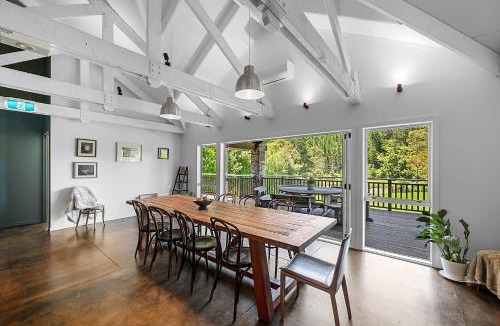 Riverhead Villa | HUs - Boutique Venue & Accommodation