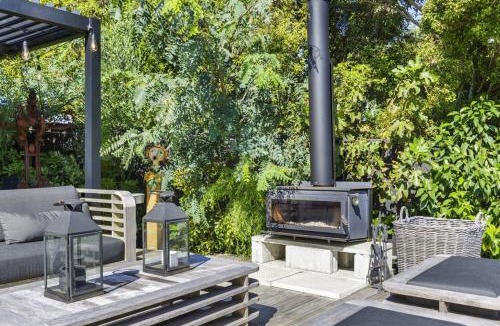 Palm Beach House | Palm Springs by Waiheke Pure