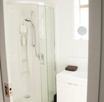 Greymouth Apartment | Modern Apartment in the heart of town