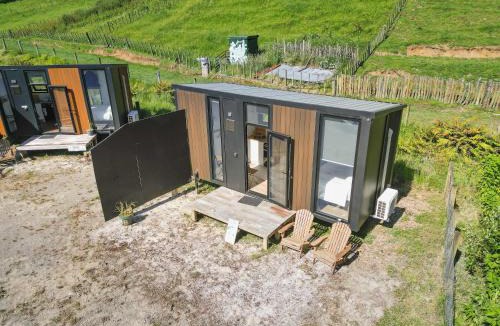 Stratford District House | Avon Cabin by Tiny Away