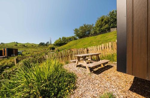 Stratford District House | Stour Cabin by Tiny Away