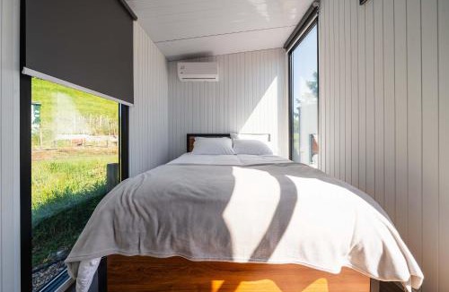 Stratford District House | Henge Cabin by Tiny Away