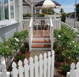 Ahuriri Villa | Seapoint Cottage, Luxury Accommodation