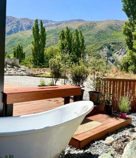 Gibbston Apartment | Grace & Rose