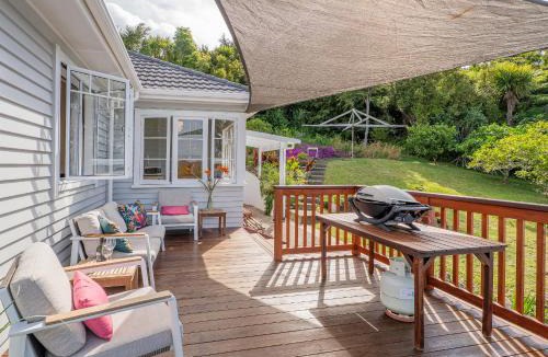 Coromandel House | Coro Harbour View - Coromandel Holiday Home