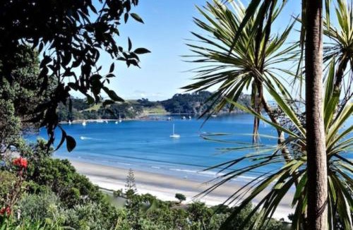 Onetangi House | Viewpoint - Stay Waiheke