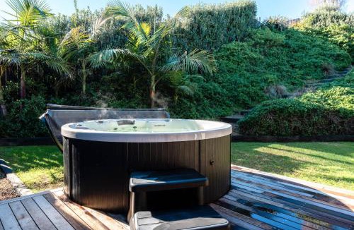 Blackpool House | Blackpool Boathouse - Stay Waiheke