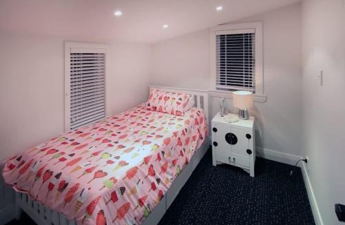 Palm Beach House | Manea Villa - Stay Waiheke