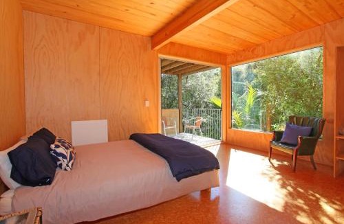 Palm Beach House | Barefoot Spirit - Stay Waiheke