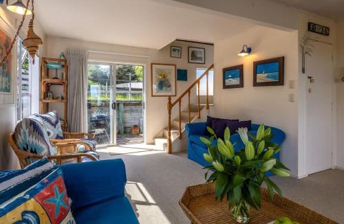 Onetangi House | Seahorse Cottage - Stay Waiheke