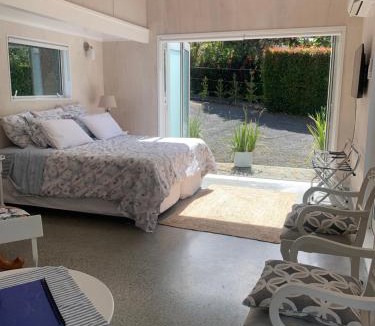 Hahei House | Hibiscus Cottage Guest Studio, Hahei