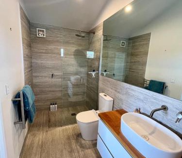 Mangawhai Heads Apartment | Modern & Central 'Nautical' Chalet - Mangawhai Heads