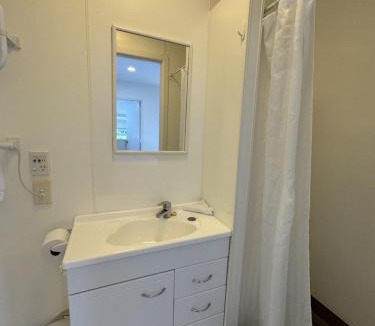 Hamilton Apartment | Private Self Contained Unit