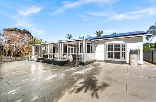 Whangarei House | Deluxe Twin Room at Wolfe Street