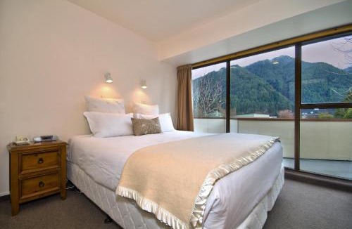 Queenstown City Centre Cabin | Melbourne Lodge Queenstown