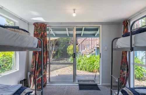 Picton Hostel | The Villa