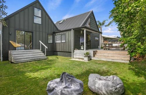 Whangamata House | Relax on Williamson - Whangamata