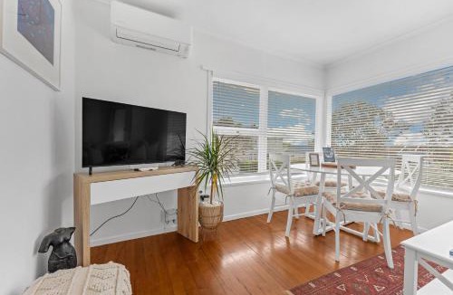 Devonport Apartment | Devonport Comfort by Bespoke Stays