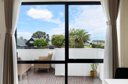Orewa House | Summer Inn Motel - Newly Renovated