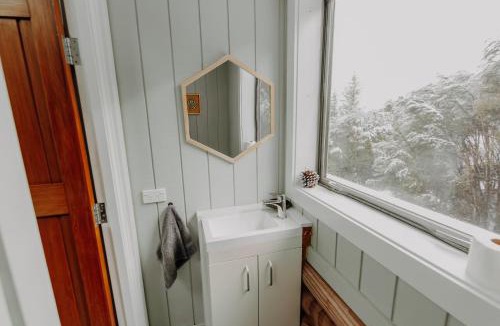 Mt Lyford House | Alpine Haven, Peaceful , Stunning Views - ML21396