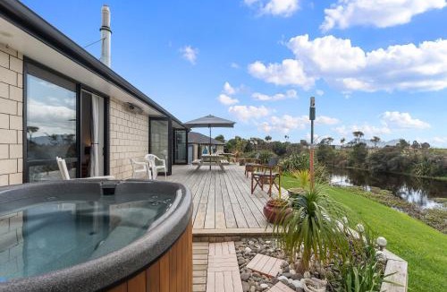 Ruakaka House | Home Away From Home - Ruakaka Escape